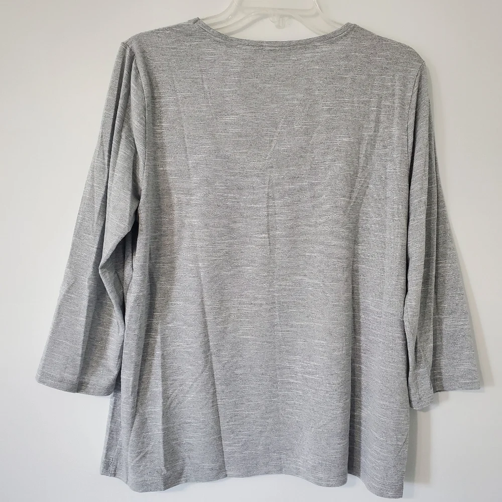 ZENERGY Chicos Gray Sparkle Rhinestone Metallic Top Blouse Womens 2 Large FLAW - Picture 7 of 15